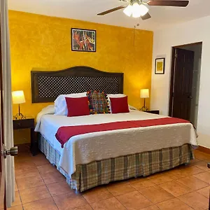 2* Hotel La Galeria